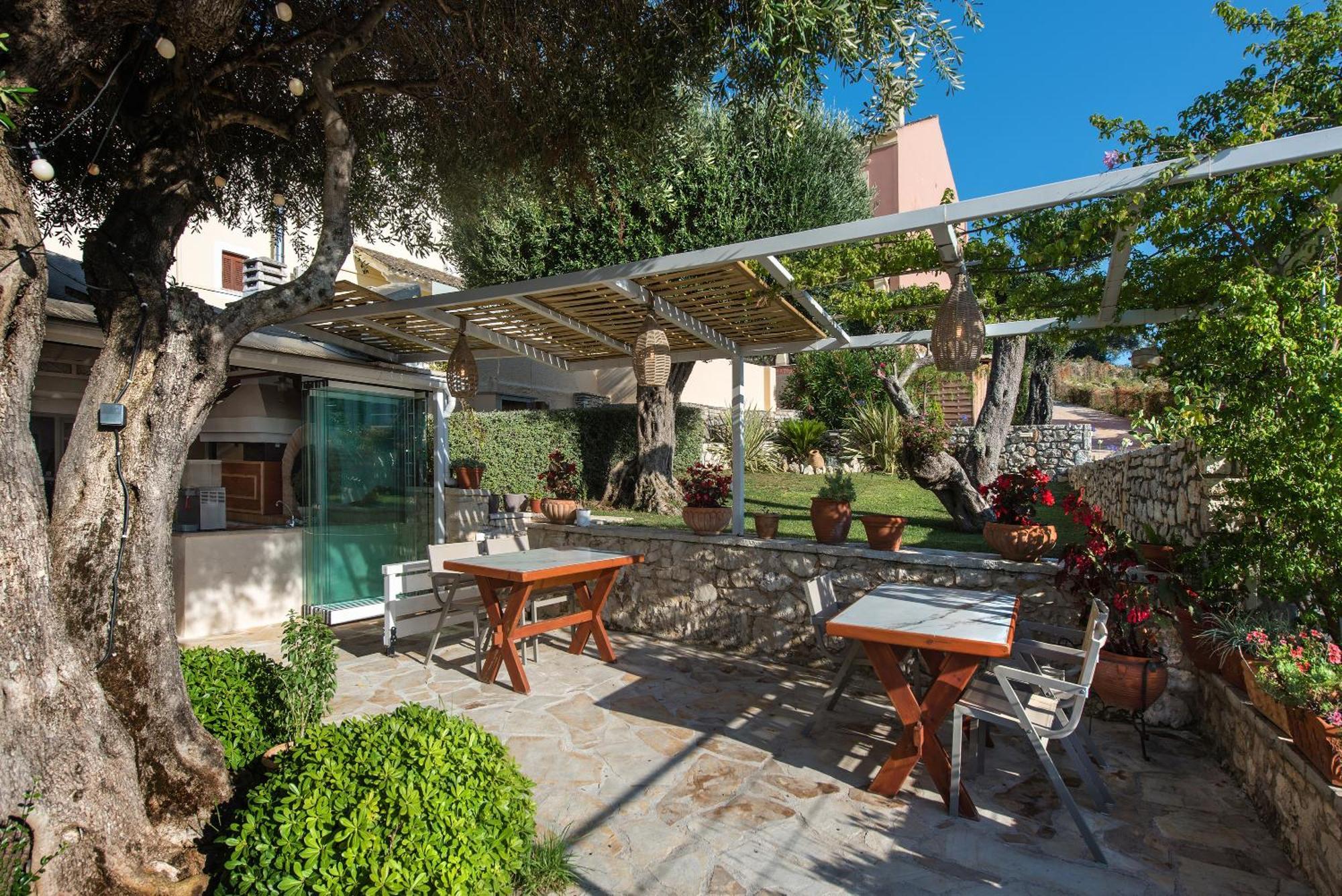 Hill Lofos Hotel Κασσιόπη Εξωτερικό φωτογραφία