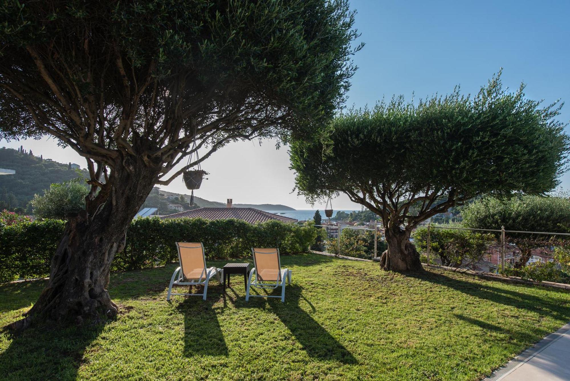 Hill Lofos Hotel Κασσιόπη Εξωτερικό φωτογραφία